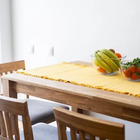 Spacious 2br - Large Pool & Balconies - Near * Portimao