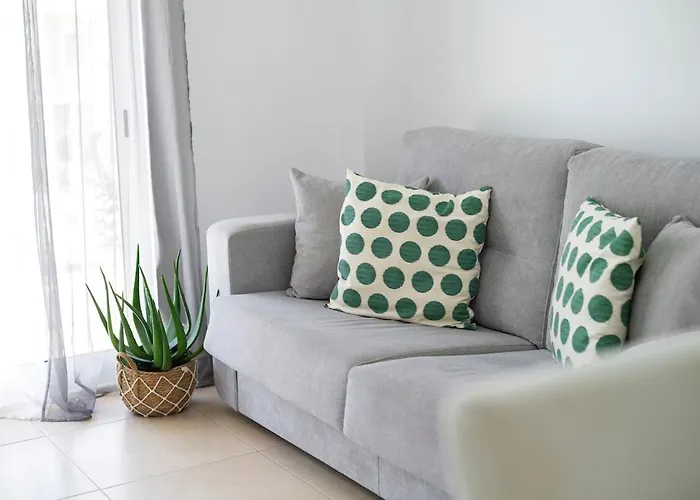 Spacious 2br - Large Pool & Balconies - Near * Portimao